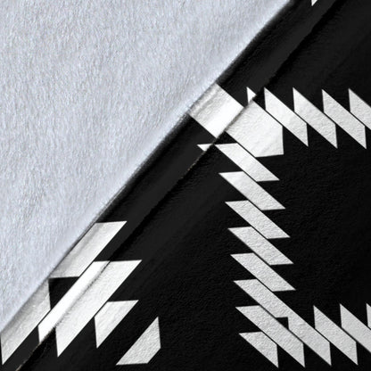 Native Pattern Print Design A04 Premium Blanket