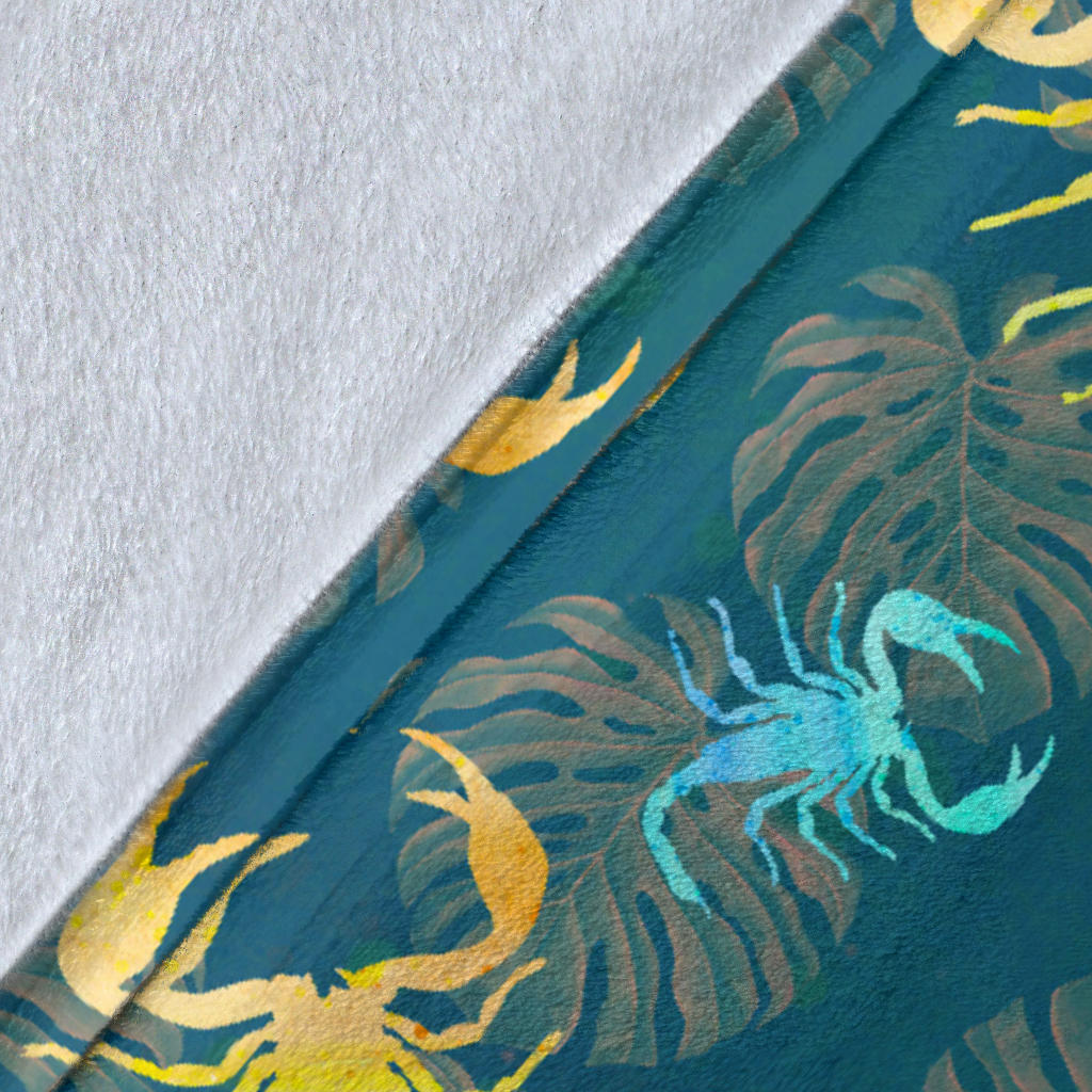 Scorpion Pattern Print Design 02 Premium Blanket