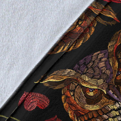 Owl Pattern Print Design A08 Premium Blanket