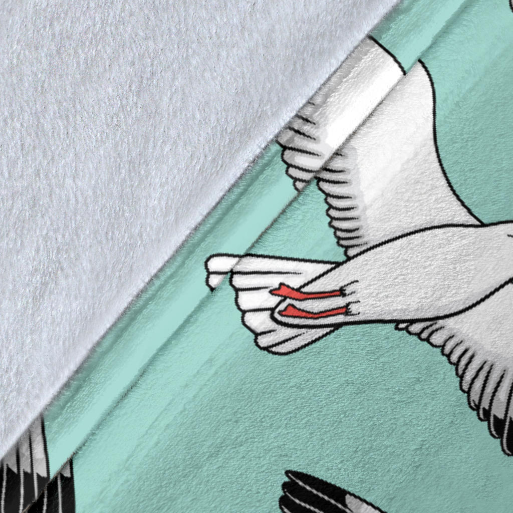 Pigeon Pattern Print Design 02 Premium Blanket