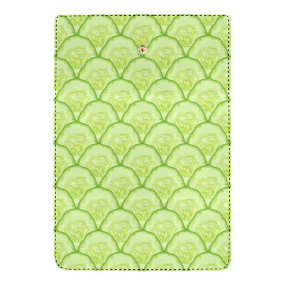 Cucumber Pattern Print Design CC04 Women's Trifold Wallet
