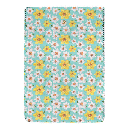 Daffodils Pattern Print Design 02 Women's Trifold Wallet