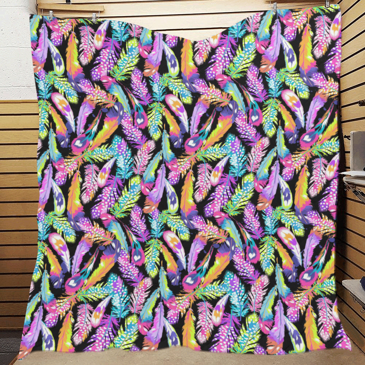 Neon Feather Pattern Print Design A02 Premium Quilt