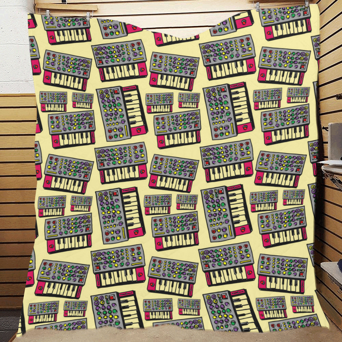 Synthesizer Pattern Print Design 01 Premium Quilt