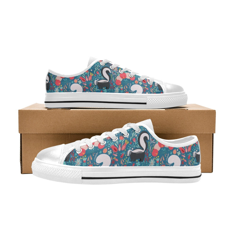 Skunk Print Design LKS302 Women's White Low Top Shoes