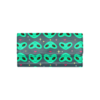 Alien Head Heart Pattern Print Design 03 Women's Trifold Wallet