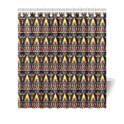 Totem Pole Design Shower Curtain