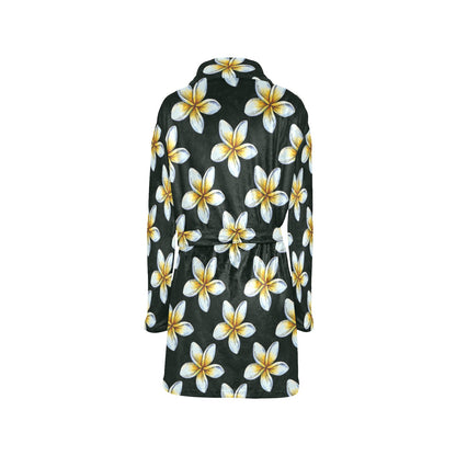White Plumeria Pattern Print Design PM022 Women's Fleece Robe
