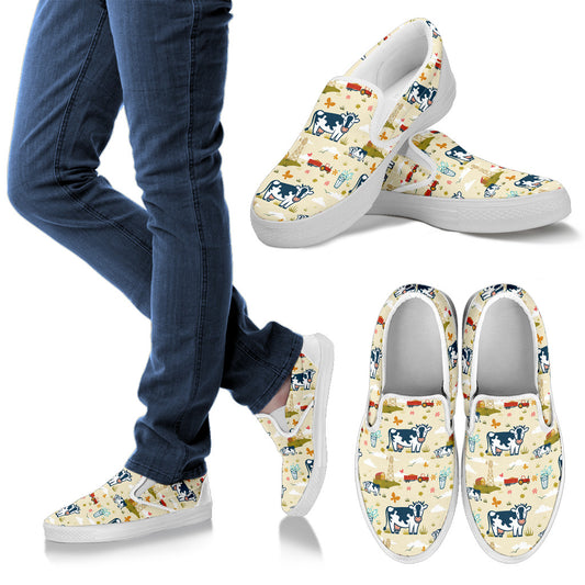 Cow Farm Design Print Men Slip Ons Shoes