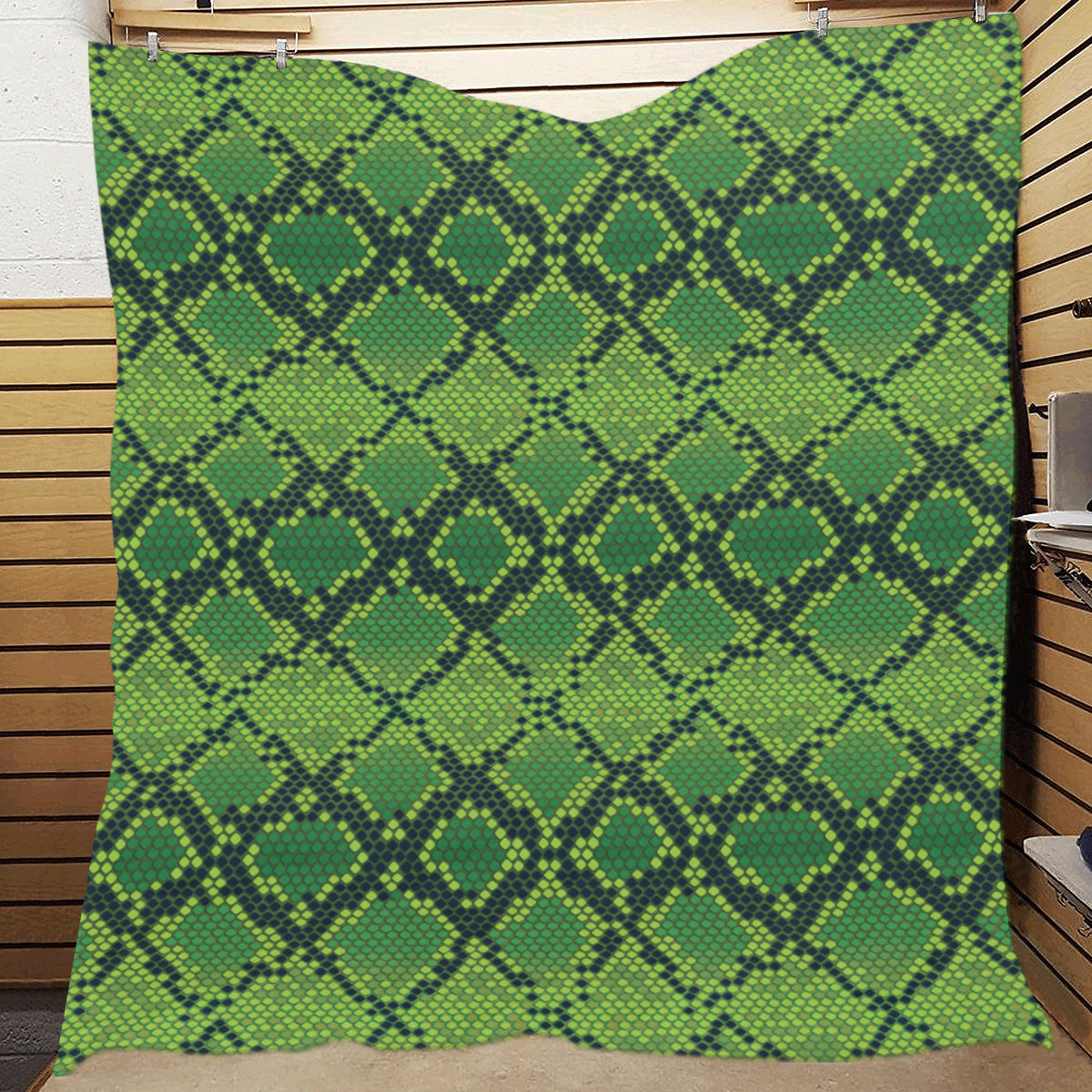 Python Green Pattern Print Design A01 Premium Quilt