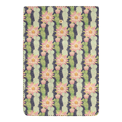 Cactus Pattern Print Design 01 Women's Trifold Wallet