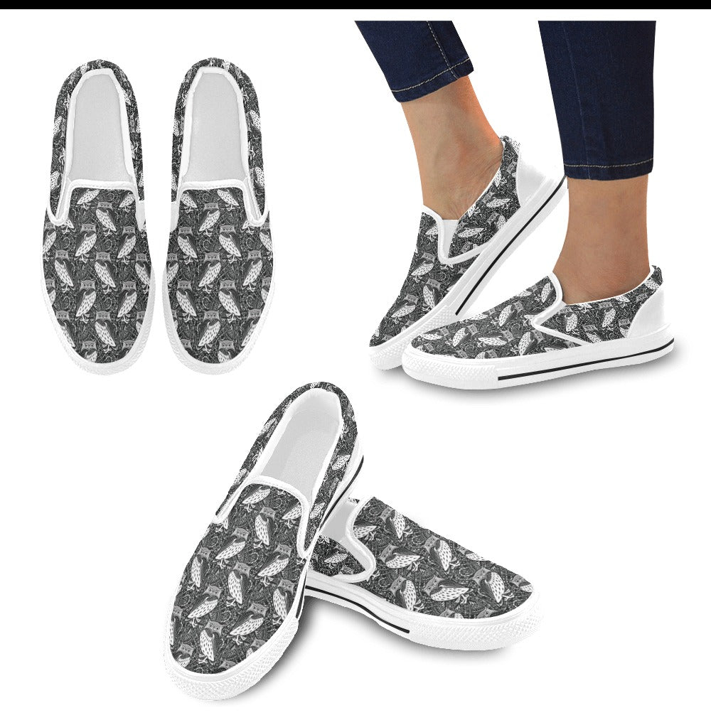Tribal Pattern Print Design LKS308 White Slip Ons Canvas Women's Shoes