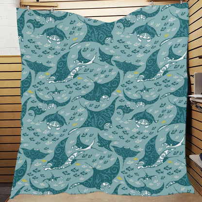 Manta Ray Tribal Pattern Print Design 03 Premium Quilt