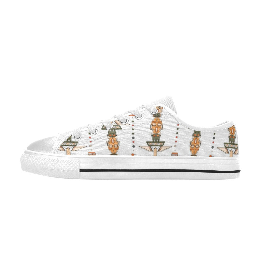 Totem Print Design LKS302 Women's White Low Top Shoes
