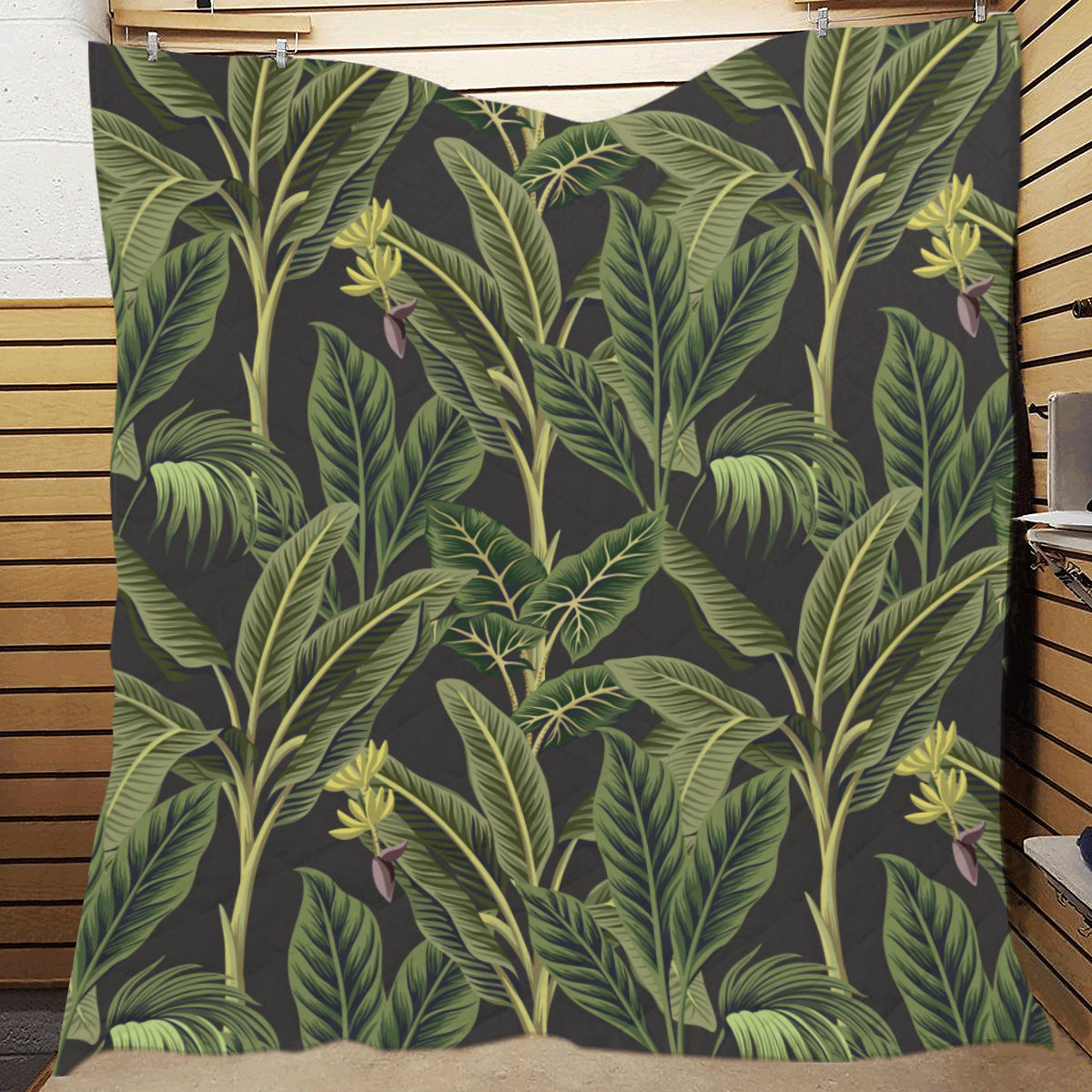 Banana Leaf Pattern Print Design BL04 Premium Quilt