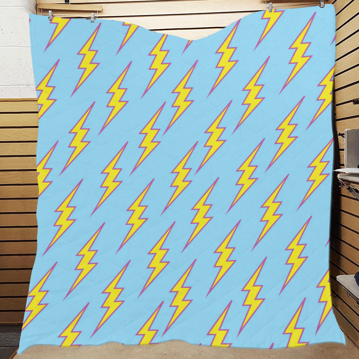 Lightning Thunder Pattern Print Design 02 Premium Quilt