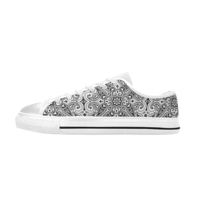 Bandana Print Design LKS309 Women's White Low Top Shoes