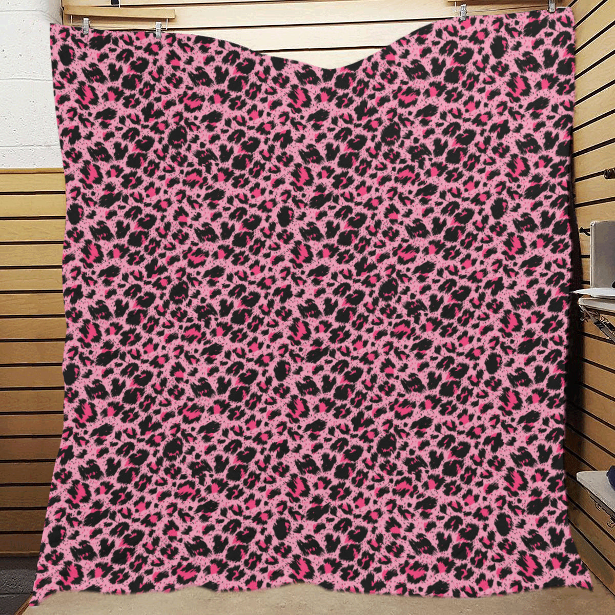 Cheetah Pink Pattern Print Design 01 Premium Quilt
