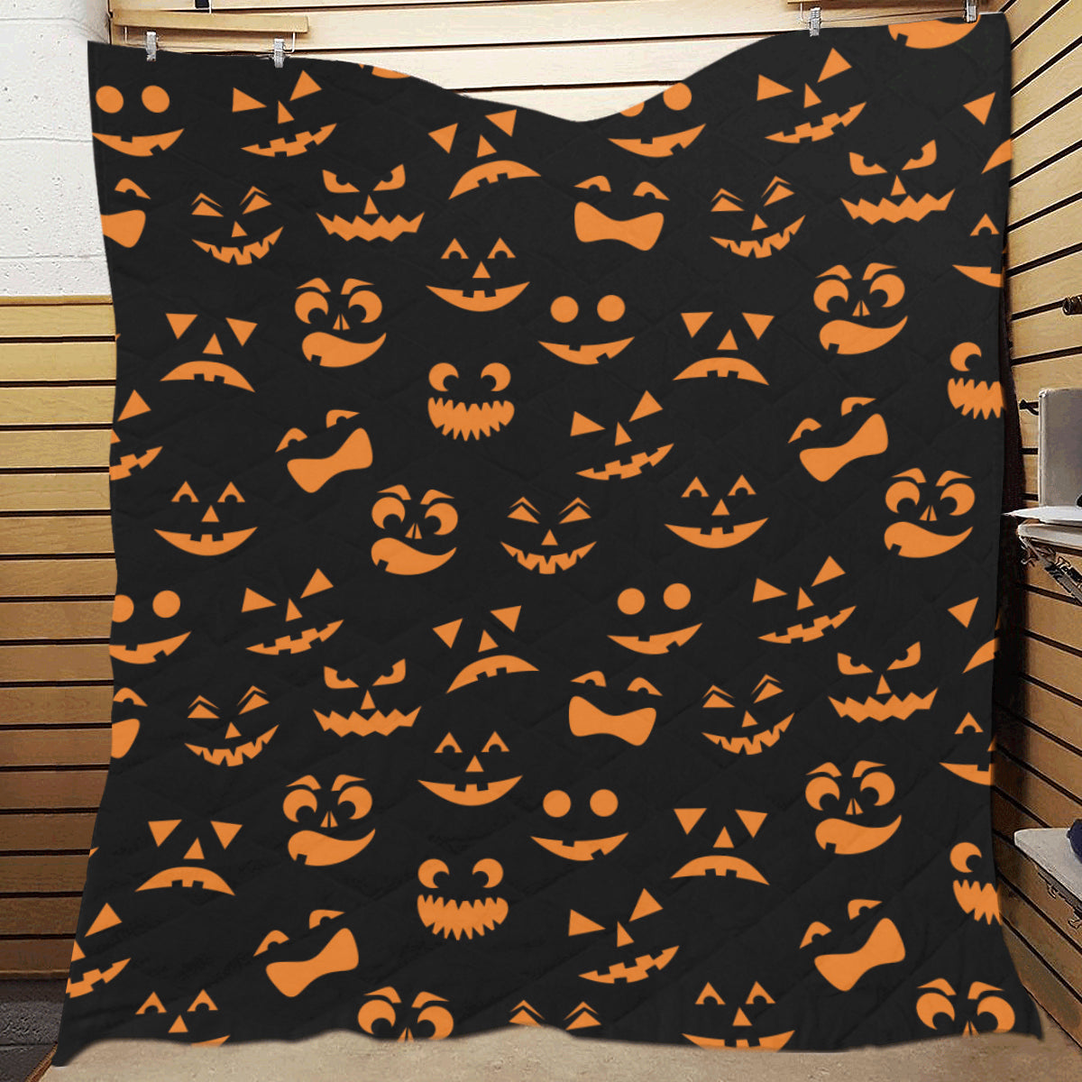Halloween Pattern Print Design 02 Premium Quilt