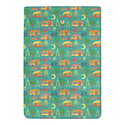 Camping Camper Pattern Print Design 05 Women's Trifold Wallet