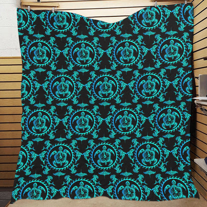 turquoise Tribal Sea Turtle Hawaiian Premium Quilt