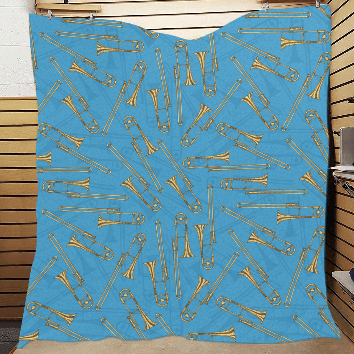 Trombone Pattern Print Design 01 Premium Quilt