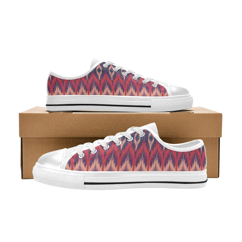 Ikat Print Design LKS401 Women's White Low Top Shoes