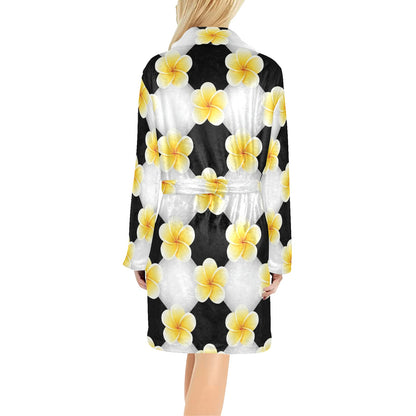 Plumeria Pattern Print Design A04 Women's Fleece Robe