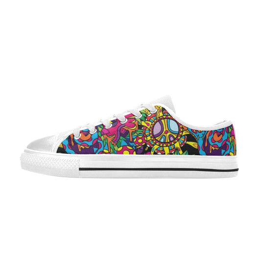 Trippy Print Design LKS304 Women's White Low Top Shoes