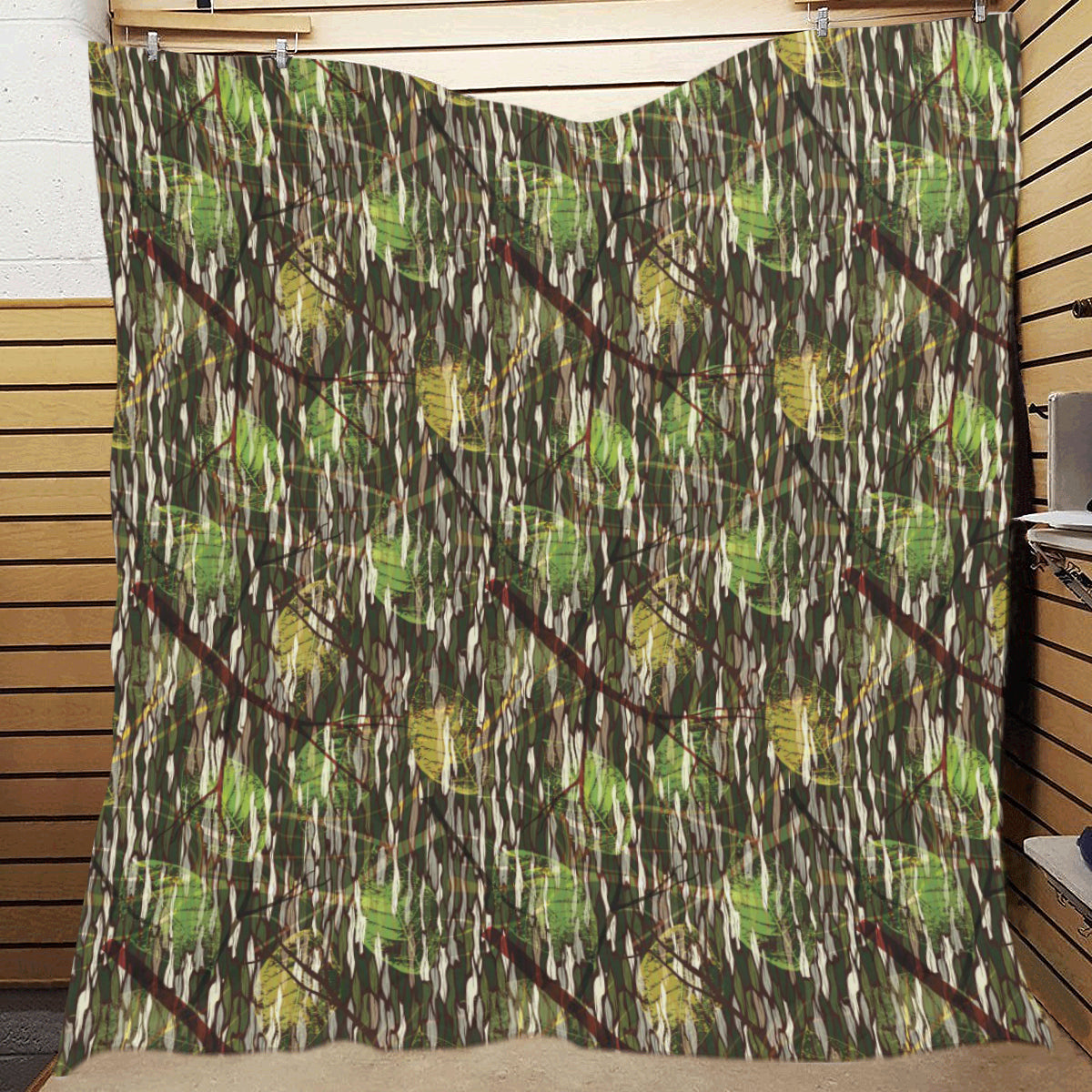 Camouflage Realtree Pattern Print Design 02 Premium Quilt
