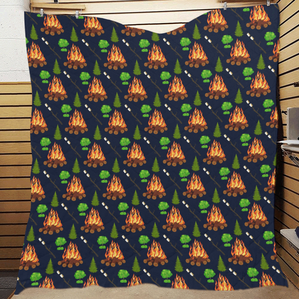 Camfire marshmallow Camping Design Print Premium Quilt