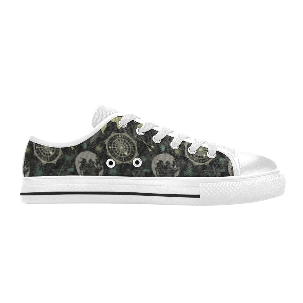 World Map Print Design LKS303 Women's White Low Top Shoes