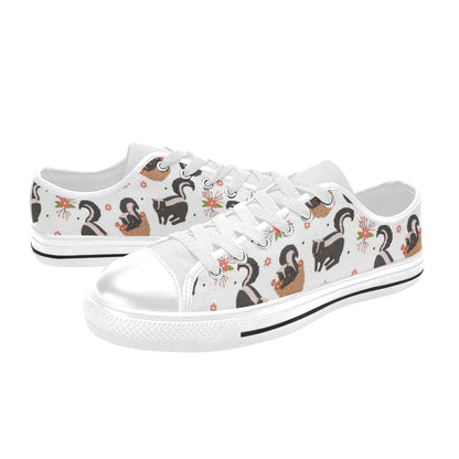 Skunk Print Design LKS304 Women's White Low Top Shoes