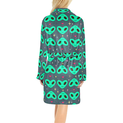 Alien Head Heart Pattern Print Design 03 Women's Fleece Robe