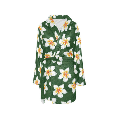 White Plumeria Pattern Print Design PM020 Women's Fleece Robe
