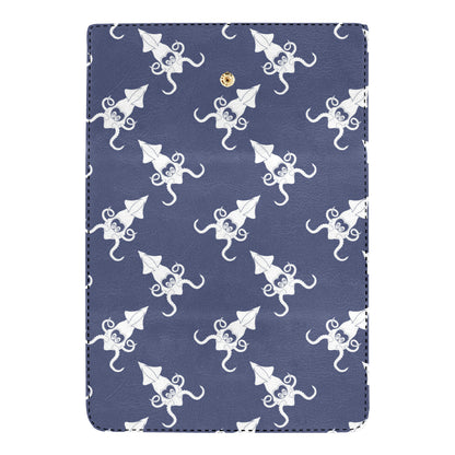 Giant Squid Pattern Print Design 02 Women's Trifold Wallet