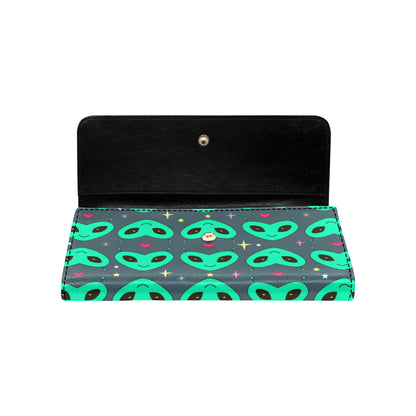 Alien Head Heart Pattern Print Design 03 Women's Trifold Wallet