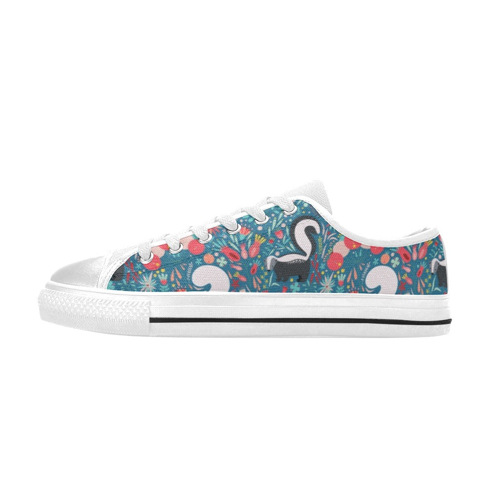 Skunk Print Design LKS302 Women's White Low Top Shoes