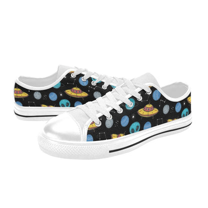 UFO Alien Print Design LKS306 Women's White Low Top Shoes