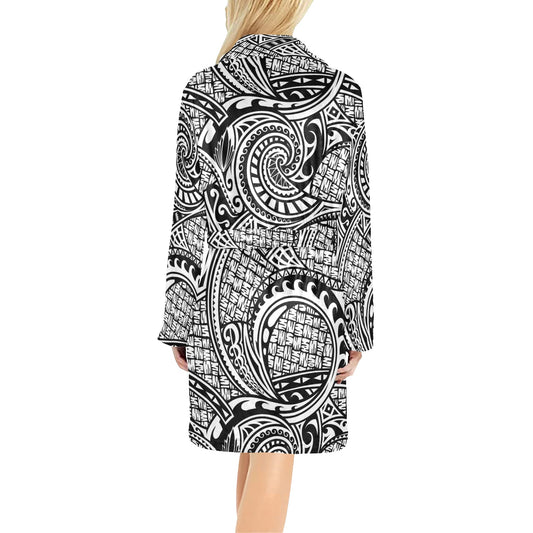 Polynesian Tribal Pattern Women's Fleece Robe