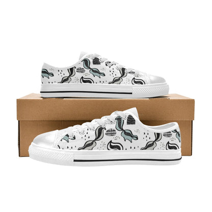 Skunk Print Design LKS303 Women's White Low Top Shoes