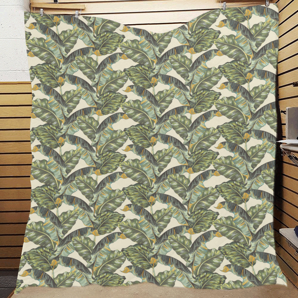 Banana Leaf Pattern Print Design 04 Premium Quilt