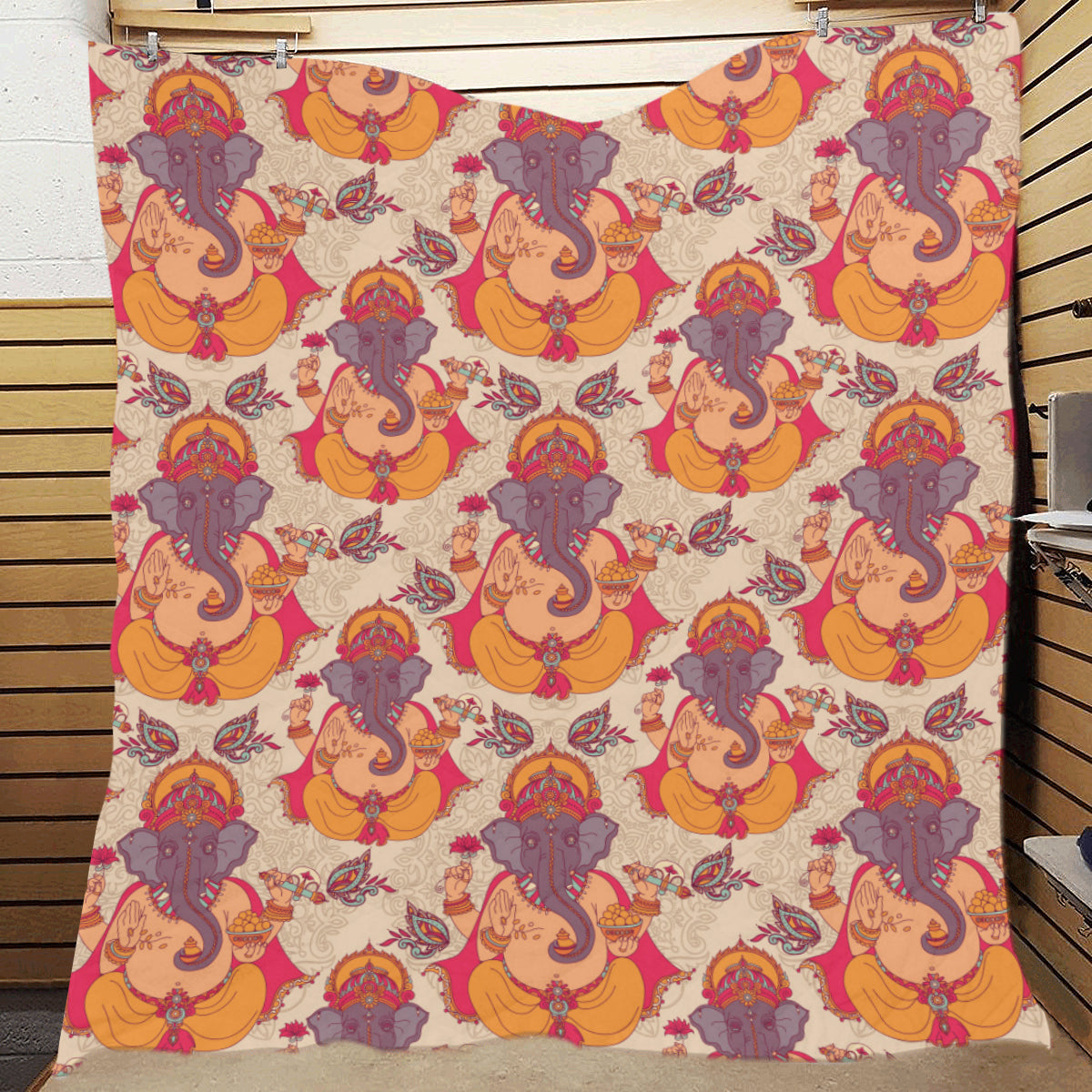 Ganesha Indian Pattern Print Design 02 Premium Quilt