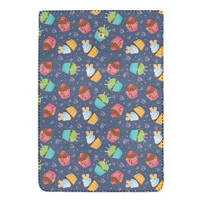 Cupcake Pattern Print Design 02 Women's Trifold Wallet