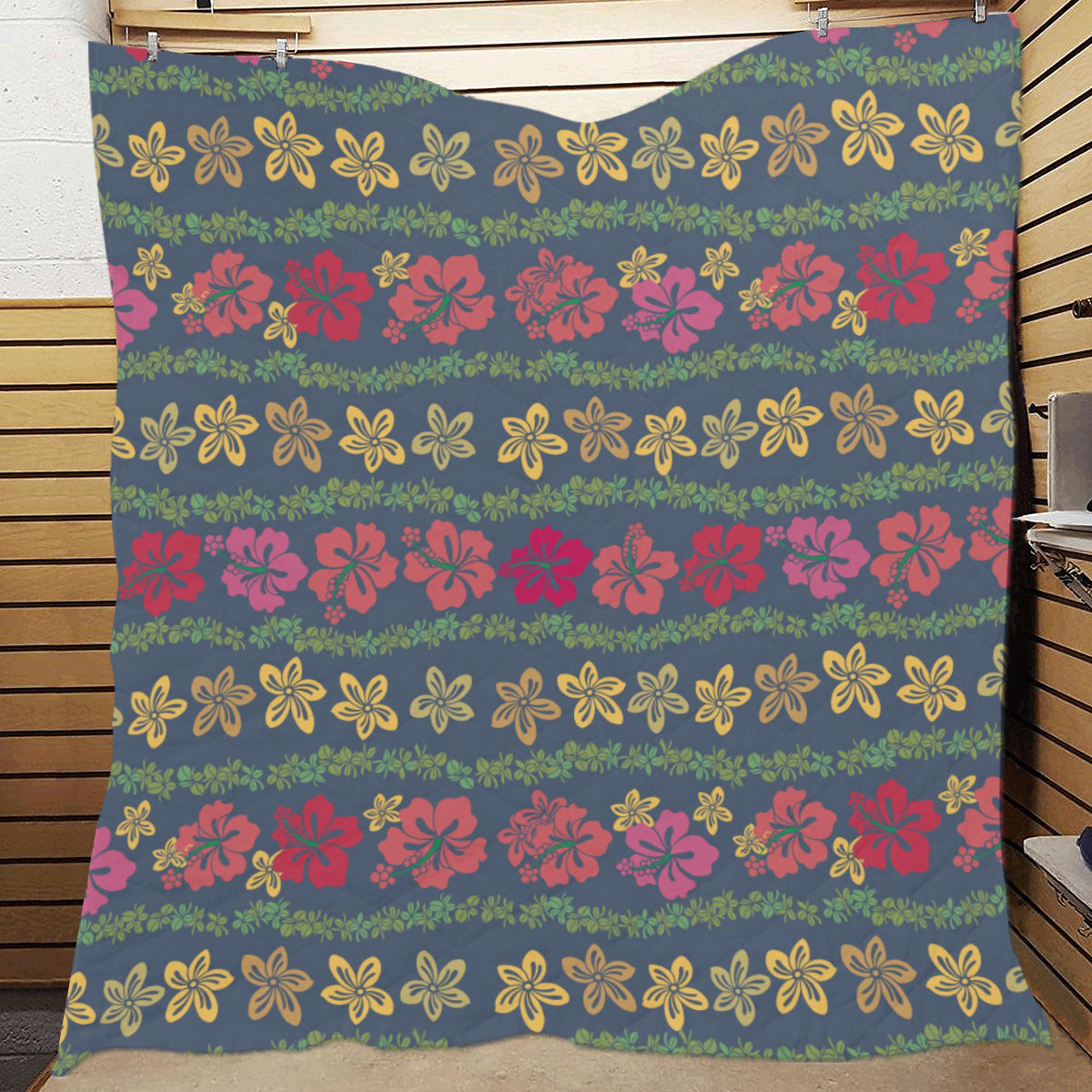 Hawaiian Themed Pattern Print Design H018 Premium Quilt