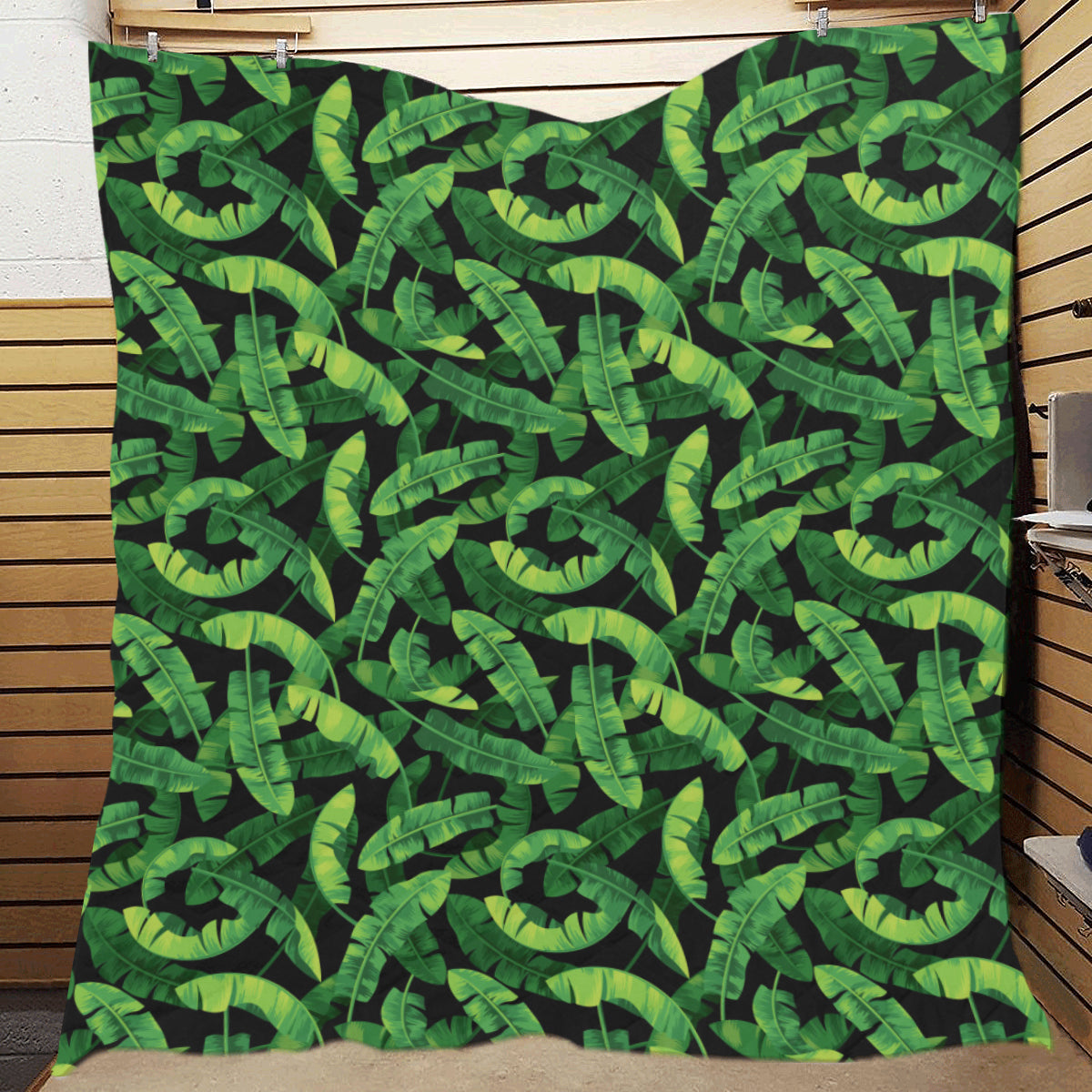 Banana Leaf Pattern Print Design 02 Premium Quilt