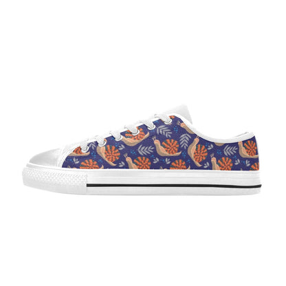Snail Print Design LKS401 Women's White Low Top Shoes
