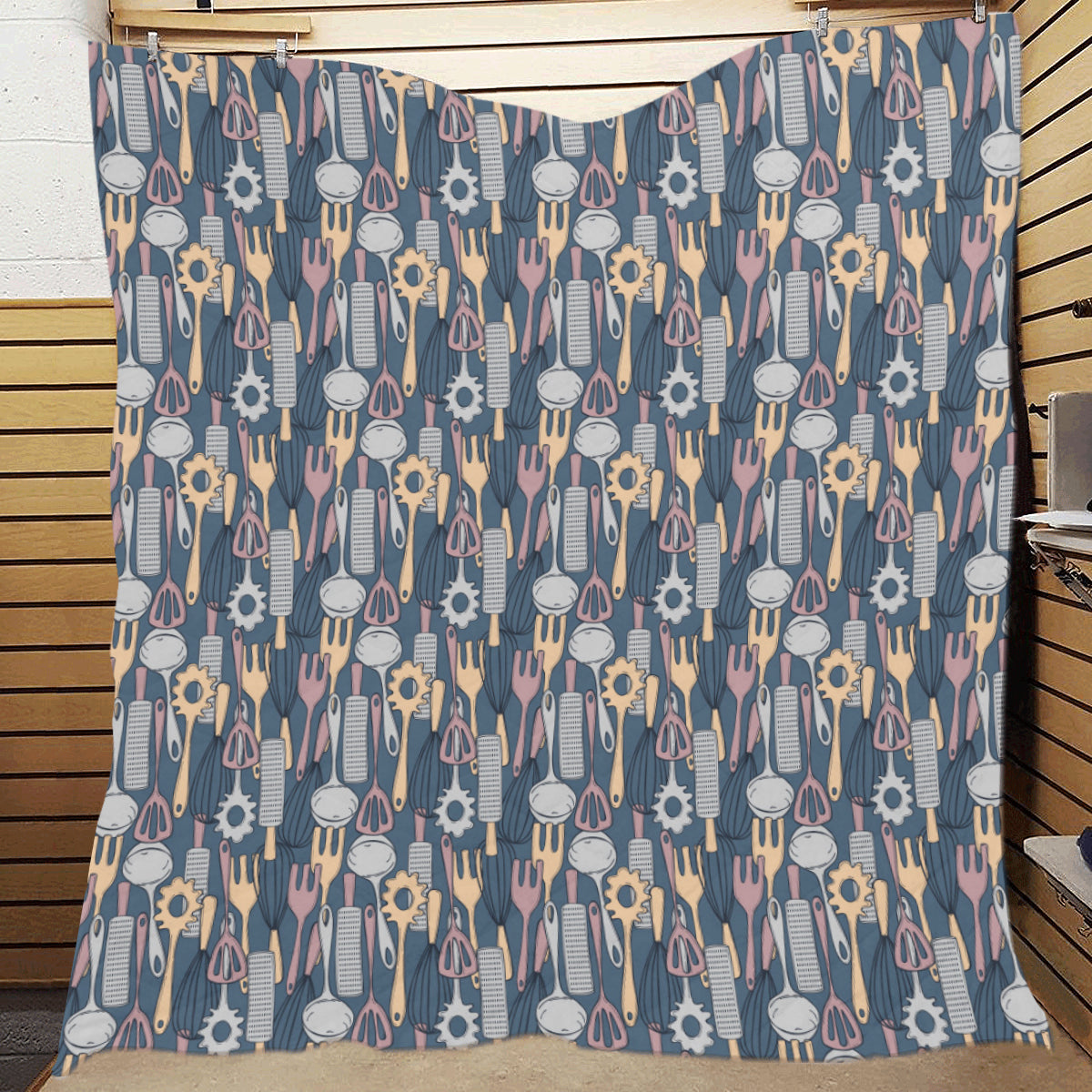 Cooking Kitchen Tools Pattern Print Design 05 Premium Quilt