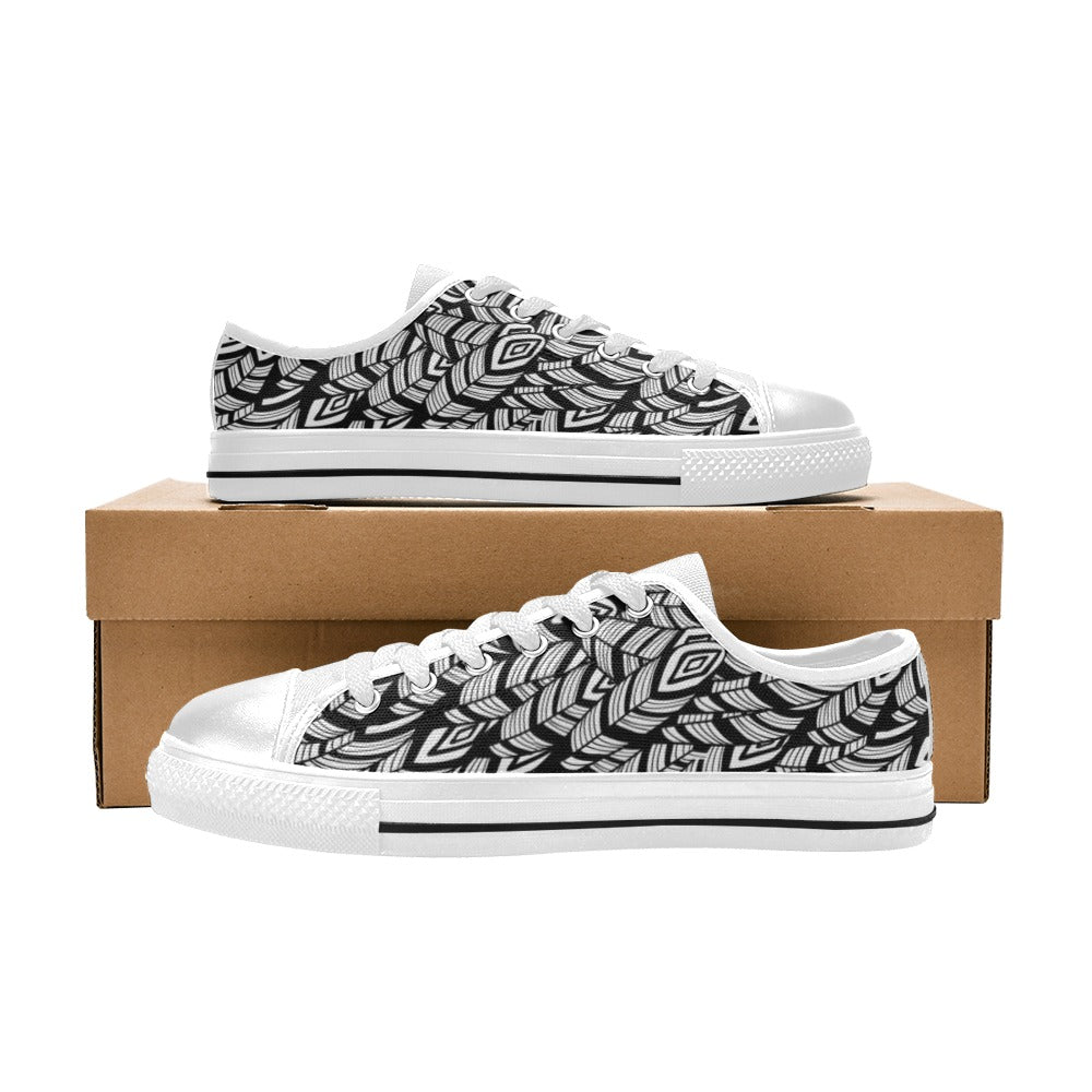 Tribal Pattern Print Design LKS302 Women's White Low Top Shoes
