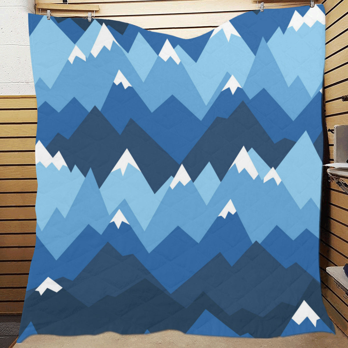 Mountain Pattern Print Design 04 Premium Quilt